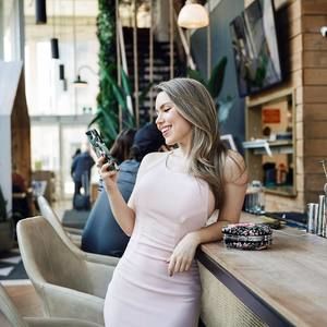 Meet your Posher, Yulia